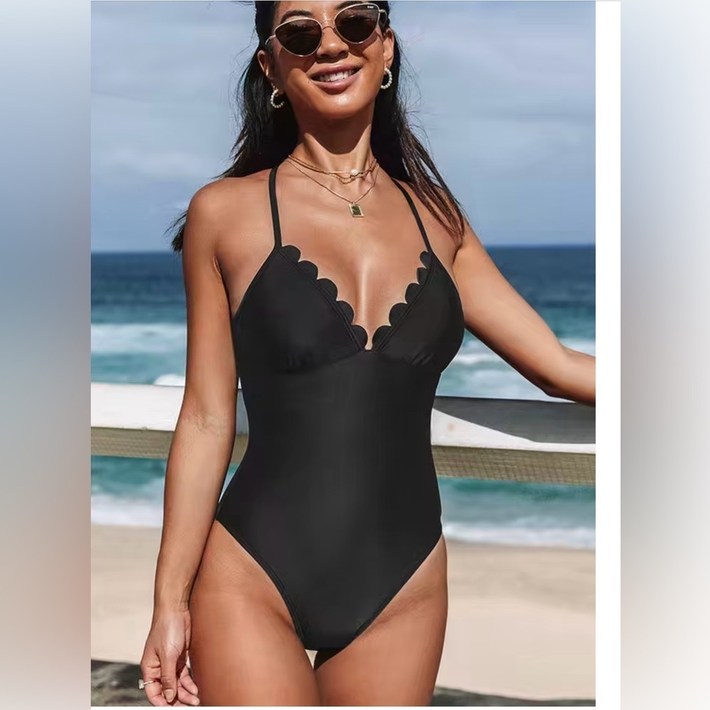 Women's Black V Neck One Piece Swimsuit Monokini NWOT Size M